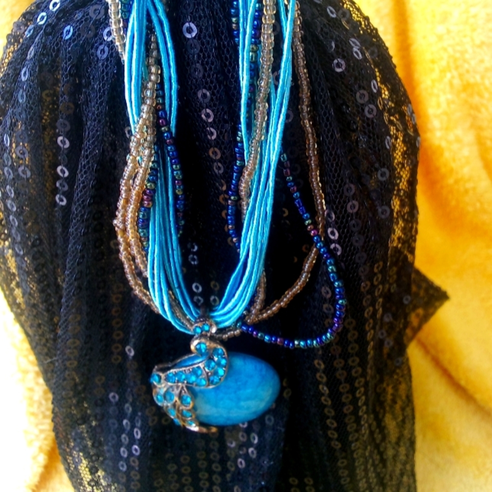 Handcrafted Retro Blue Sapphire  Pendant Bohemian Rhinestone Blue Jade Necklace